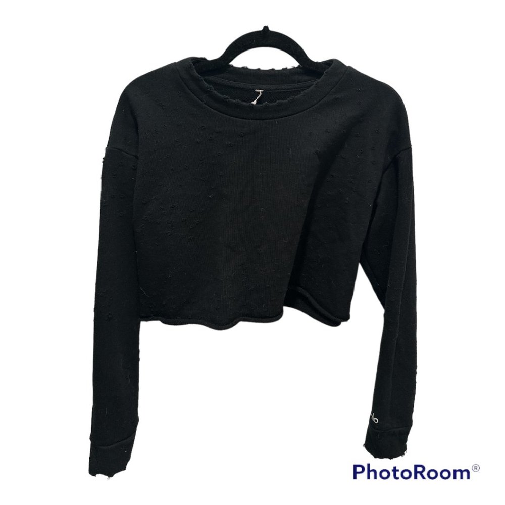 BLACK CROPPED DISTRESSED ALO YOGA SWEATSHIRT
